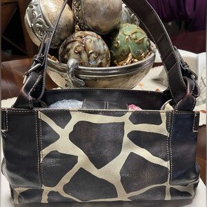 Nine & Co. Brown and Cream Giraffe Print Shoulder Bag